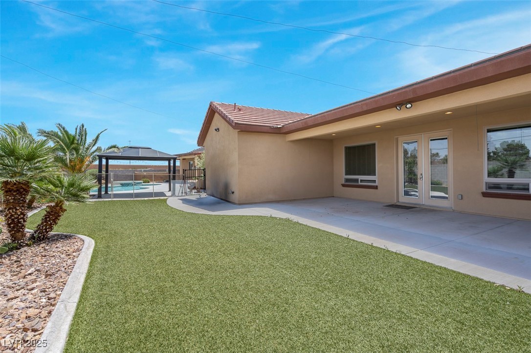 7668 Friendly Breeze Court Property Photo 53