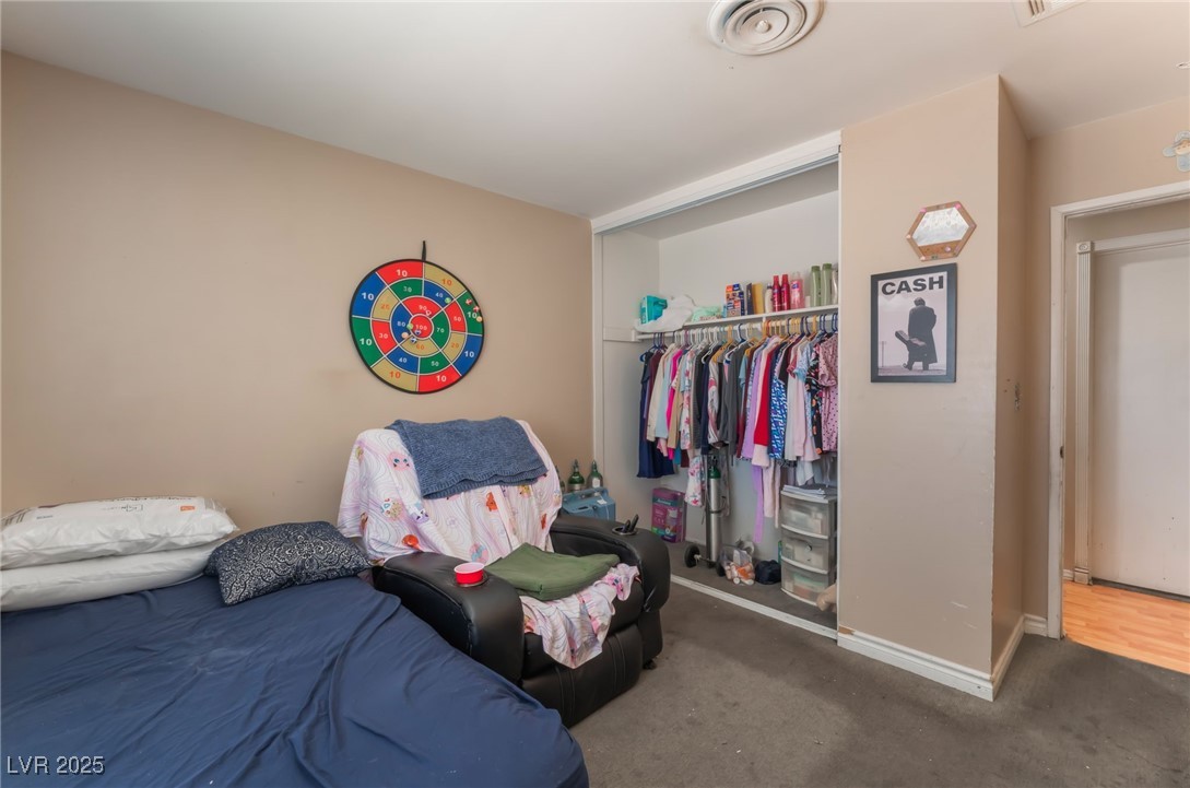 5804 Apple Valley Lane Property Photo 20
