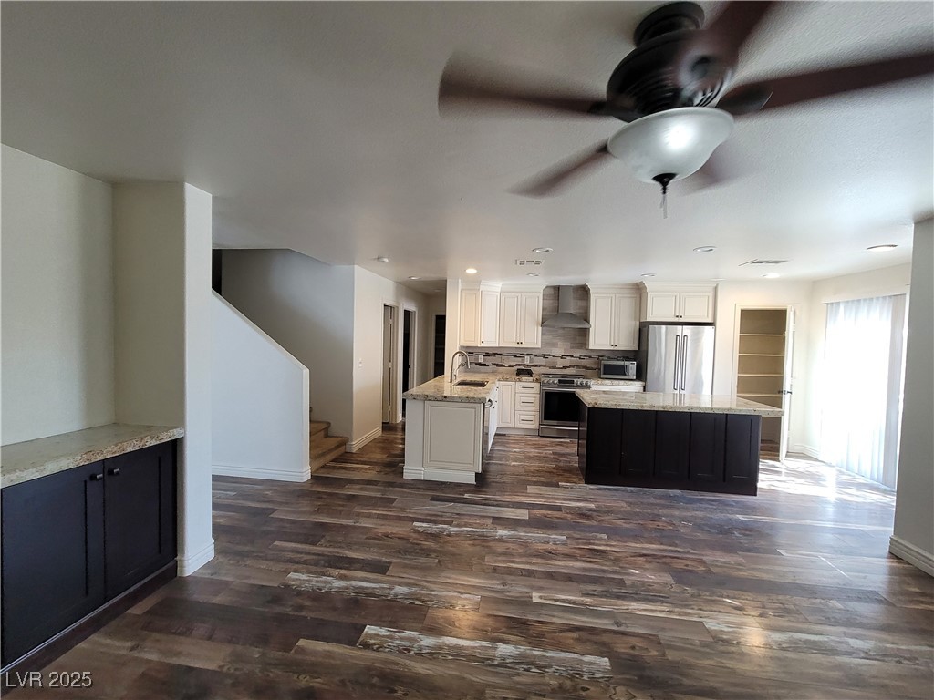 10799 Flame Vine Court Property Photo 24