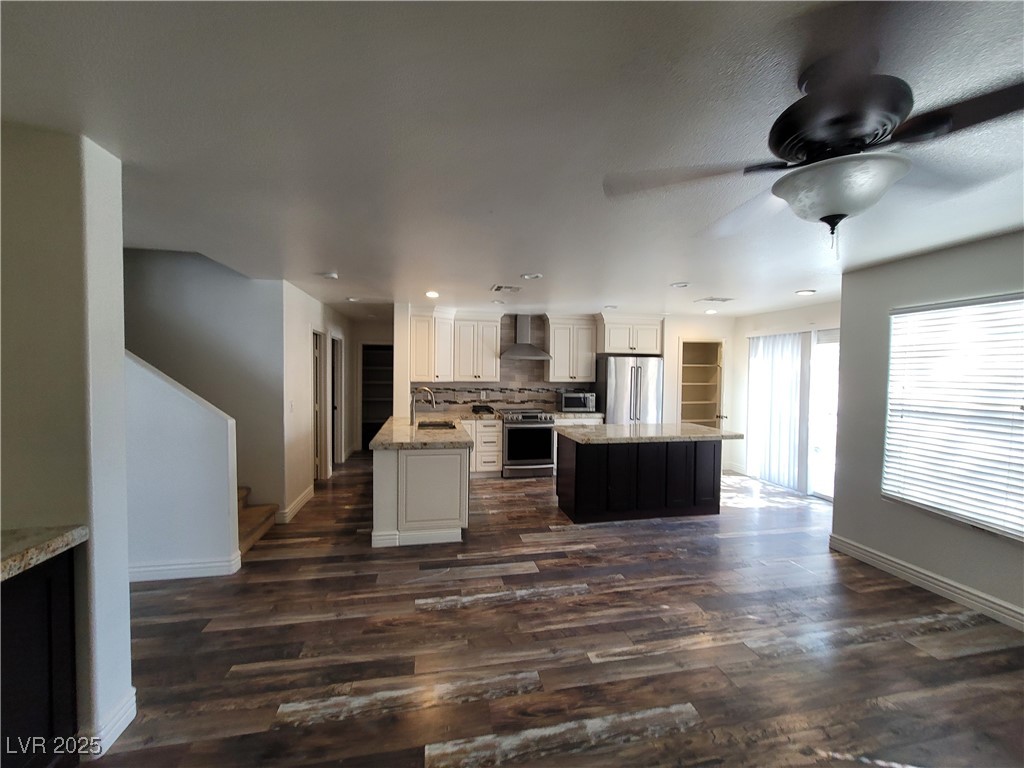 10799 Flame Vine Court Property Photo 25