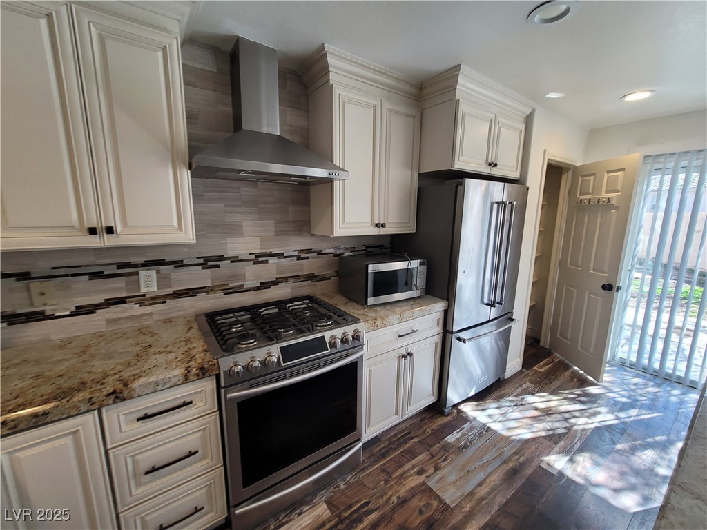 10799 Flame Vine Court Property Photo 30