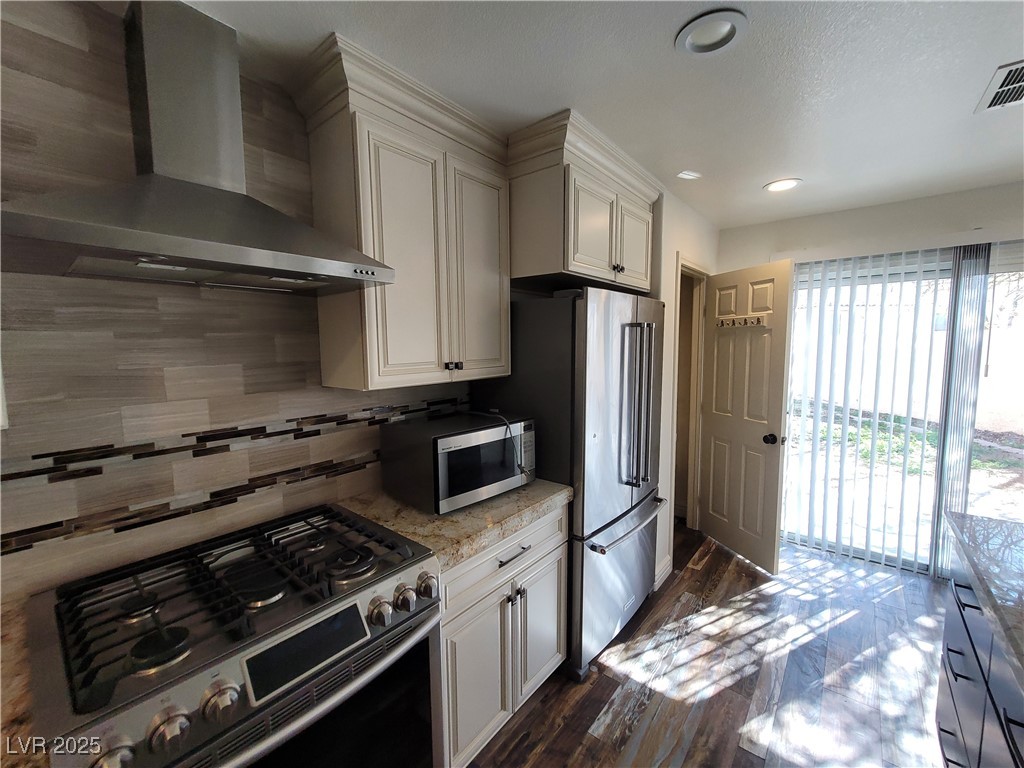 10799 Flame Vine Court Property Photo 31