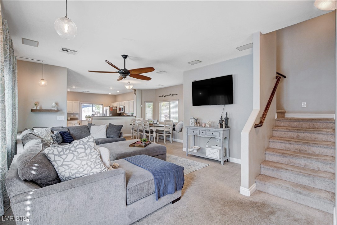 8340 Winterchase Place Property Photo 6