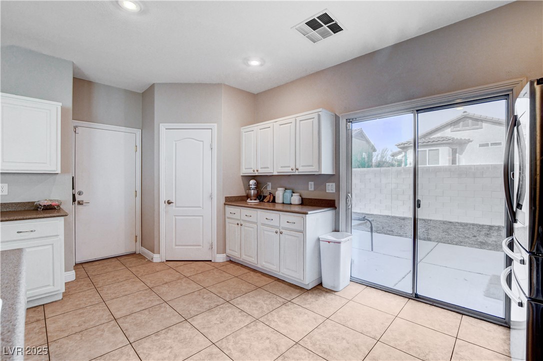 8340 Winterchase Place Property Photo 14