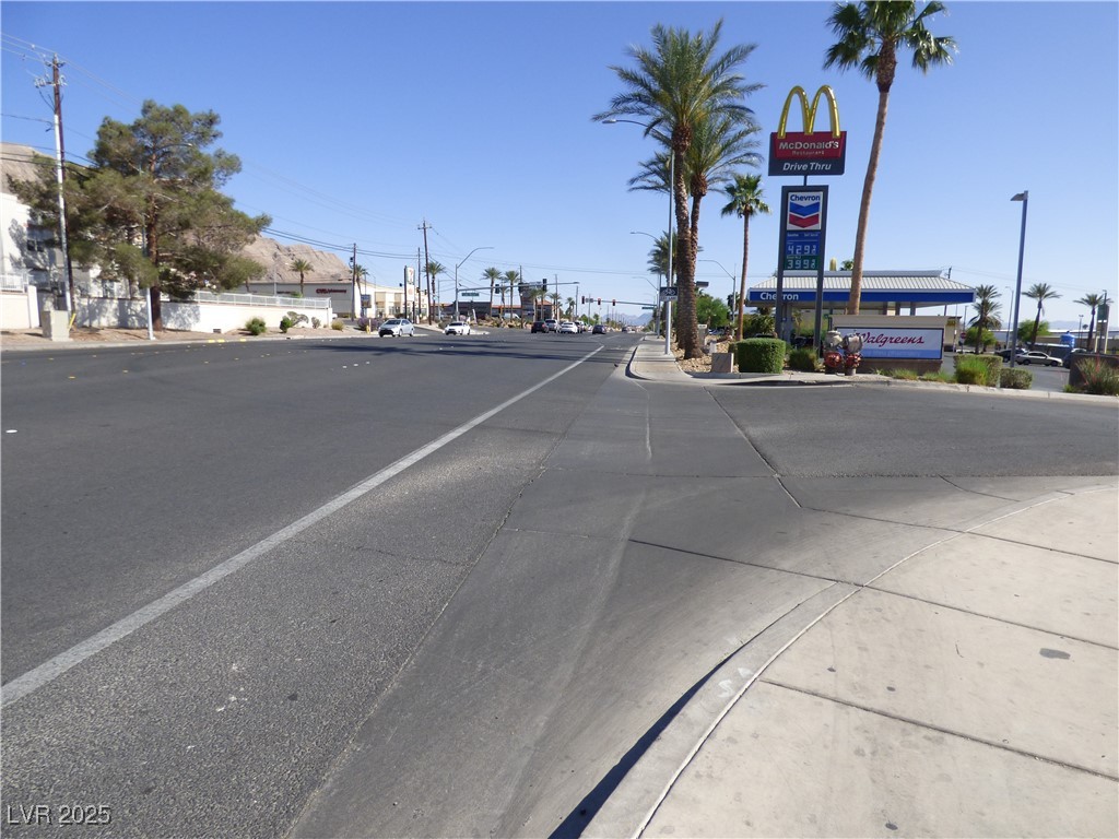 2085 North Hollywood Boulevard Property Photo 3