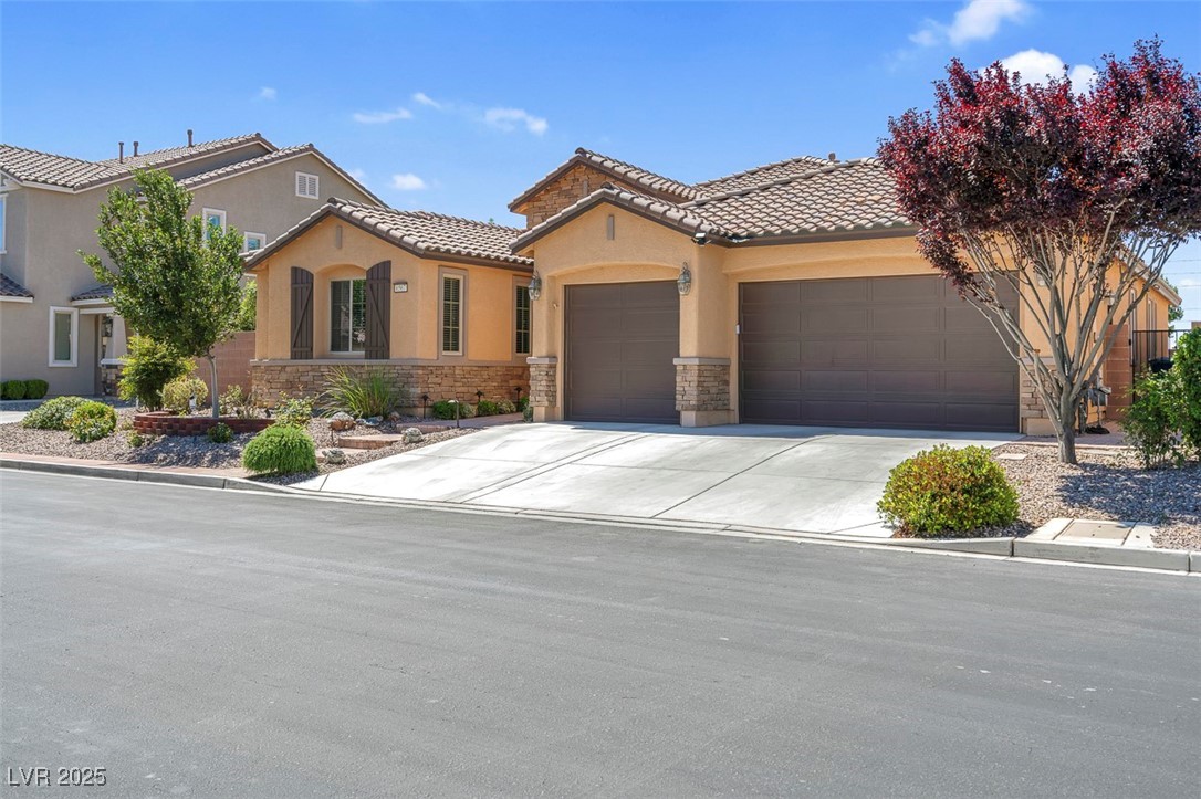 6567 American Eagle Avenue Property Photo 1