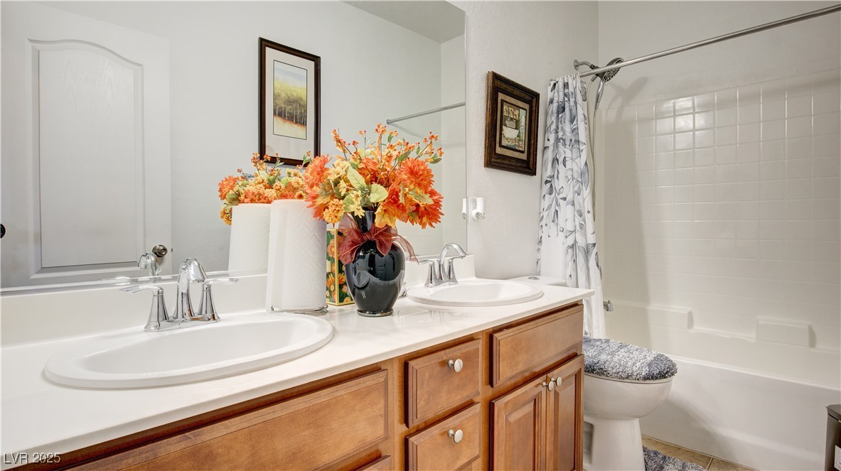 711 Golden Sedum Drive Property Photo 10