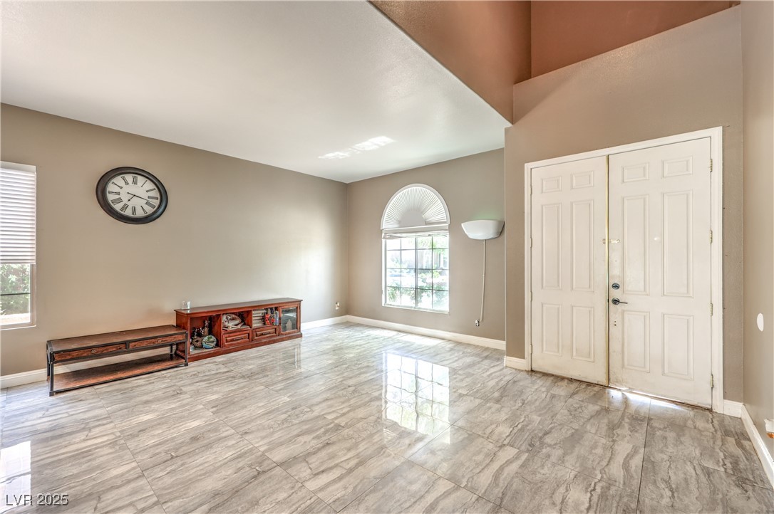 5862 Bluthe Bridge Avenue Property Photo 4