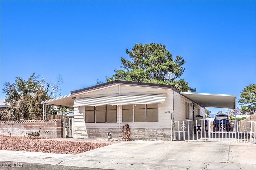 6440 Gladiolus Court Property Photo