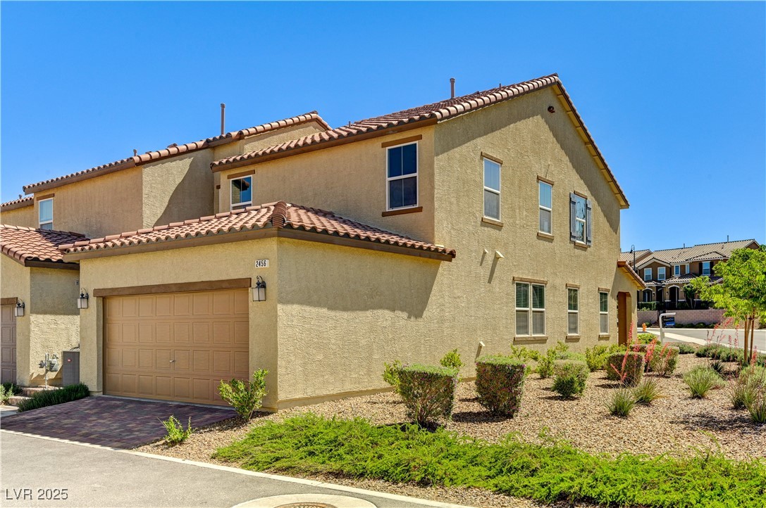 2456 Bagnara Place Property Photo 4