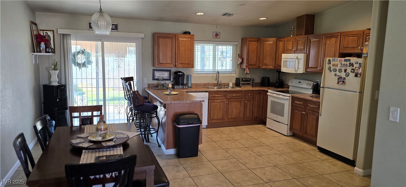 4690 East California Avenue Property Photo 11
