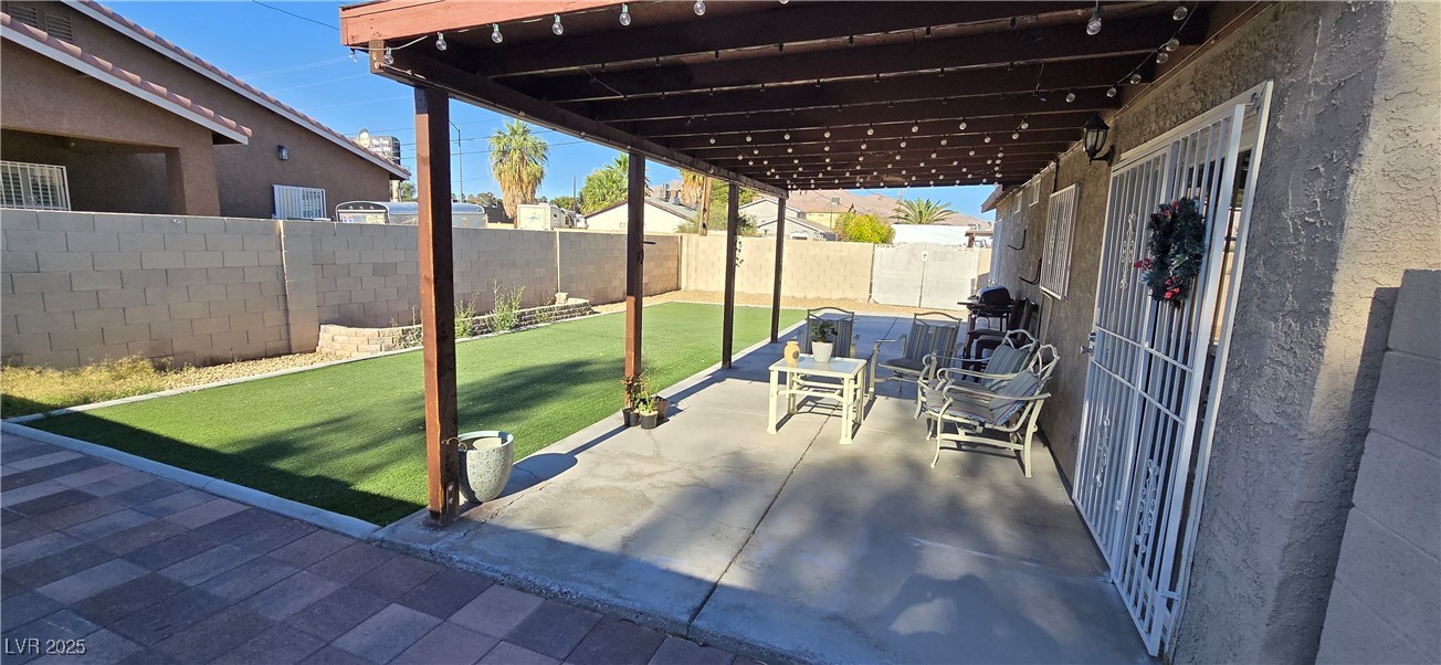 4690 East California Avenue Property Photo 26