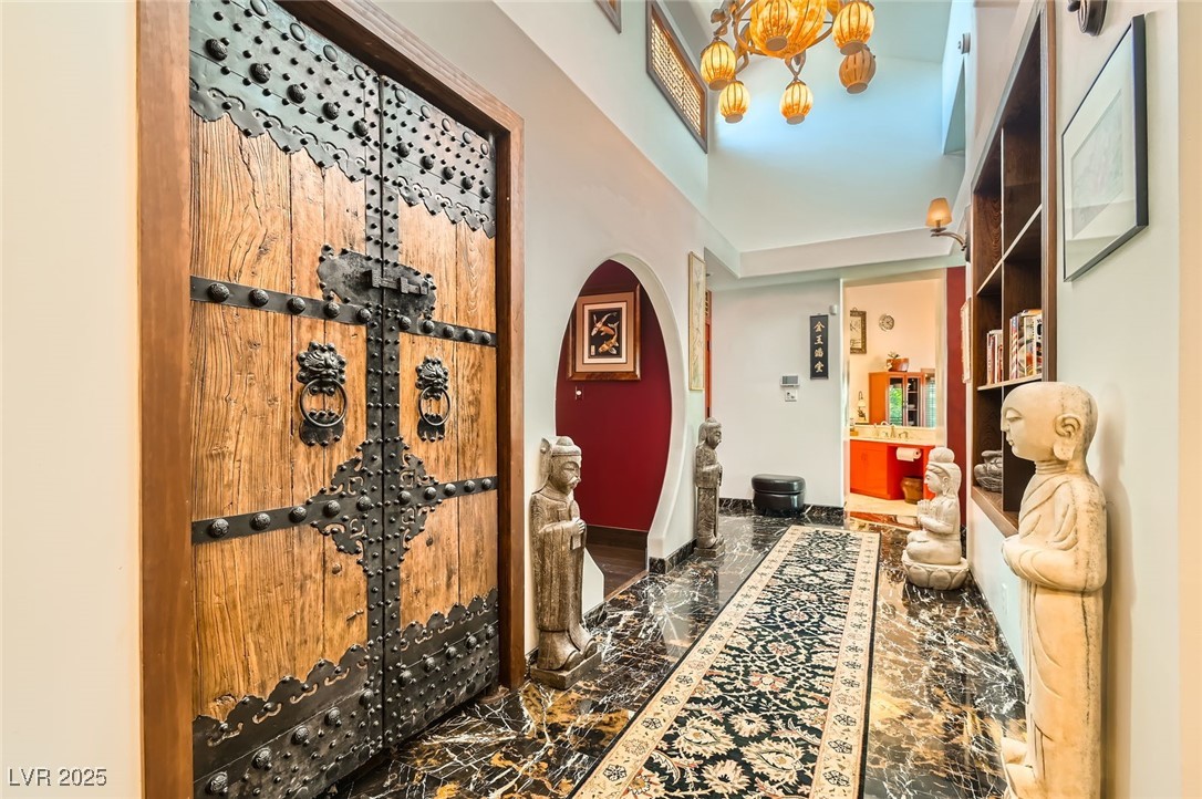 7296 Mission Hills Drive Property Photo 1