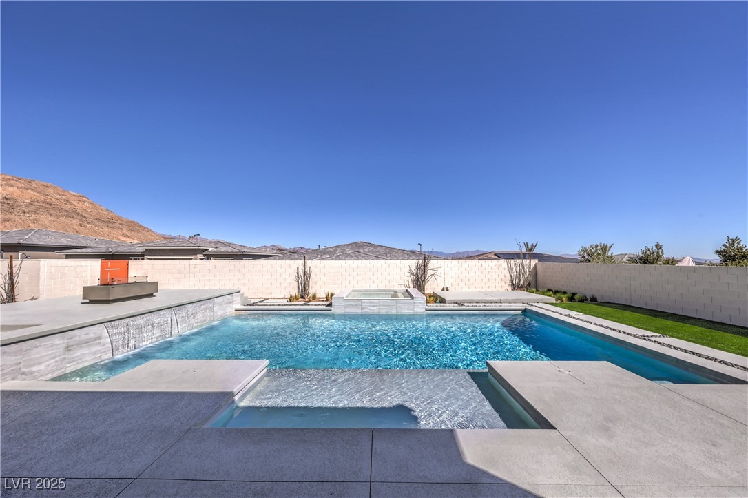 10048 Copper Edge Road Property Photo 25