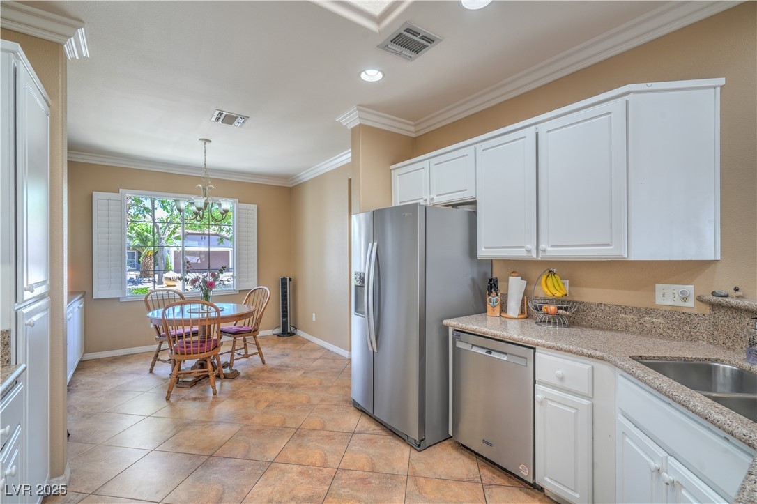 2319 Hardin Ridge Drive Property Photo 17