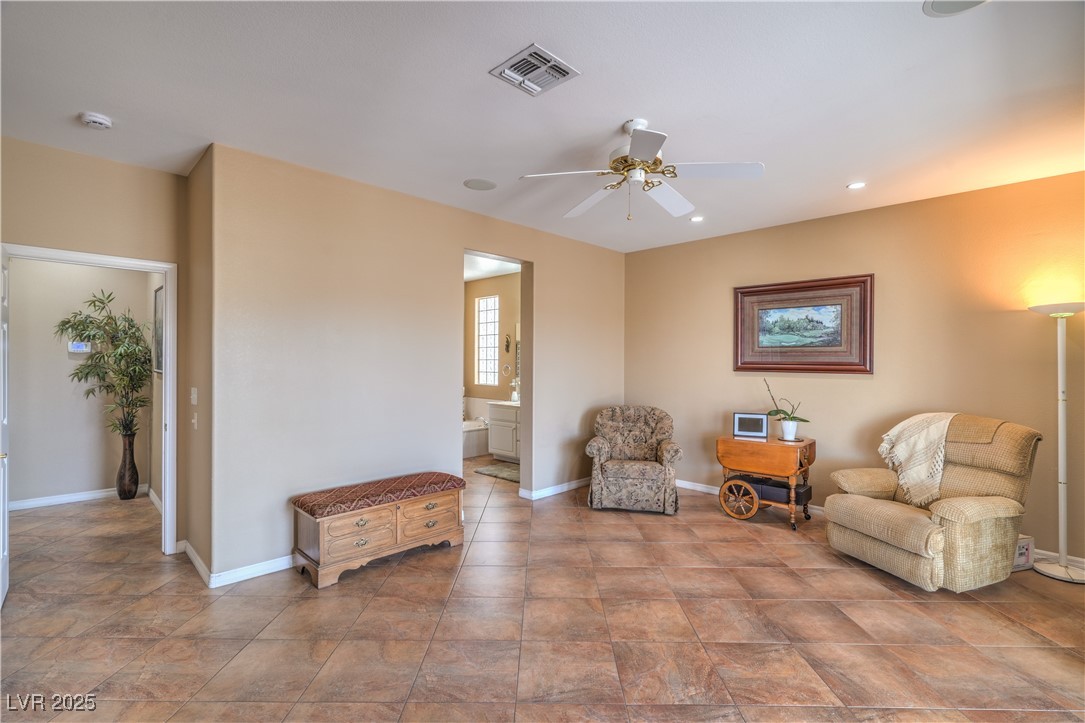 2319 Hardin Ridge Drive Property Photo 23