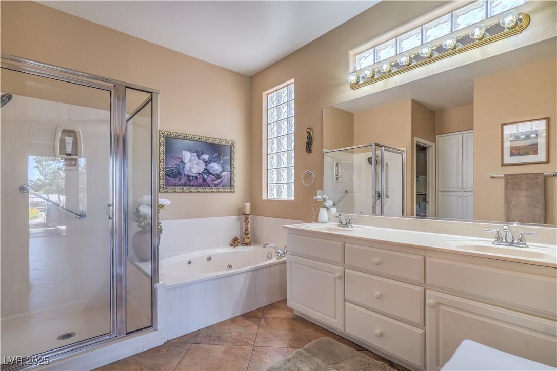 2319 Hardin Ridge Drive Property Photo 24