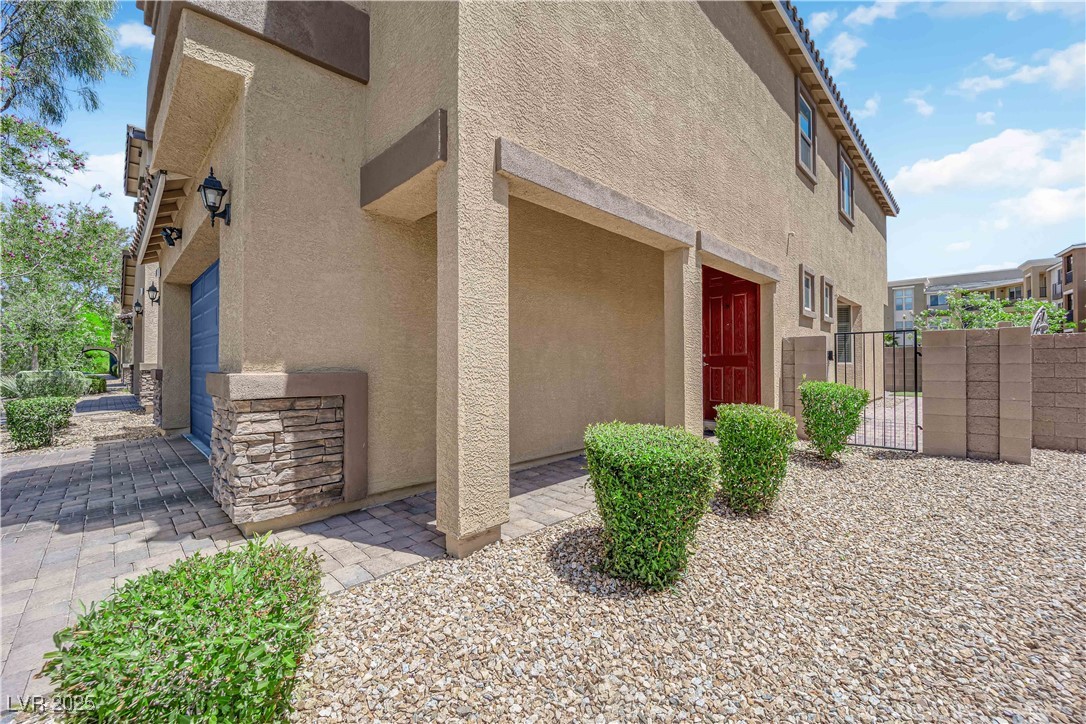 6626 Seahorse Reef Street Property Photo 5