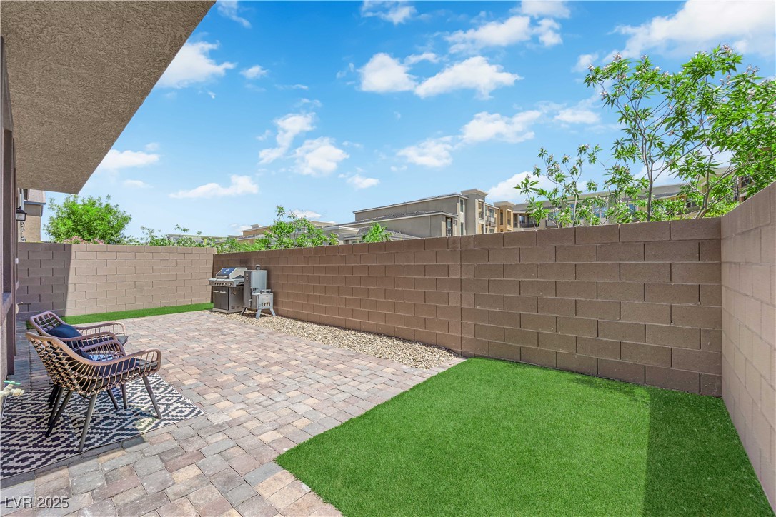 6626 Seahorse Reef Street Property Photo 40