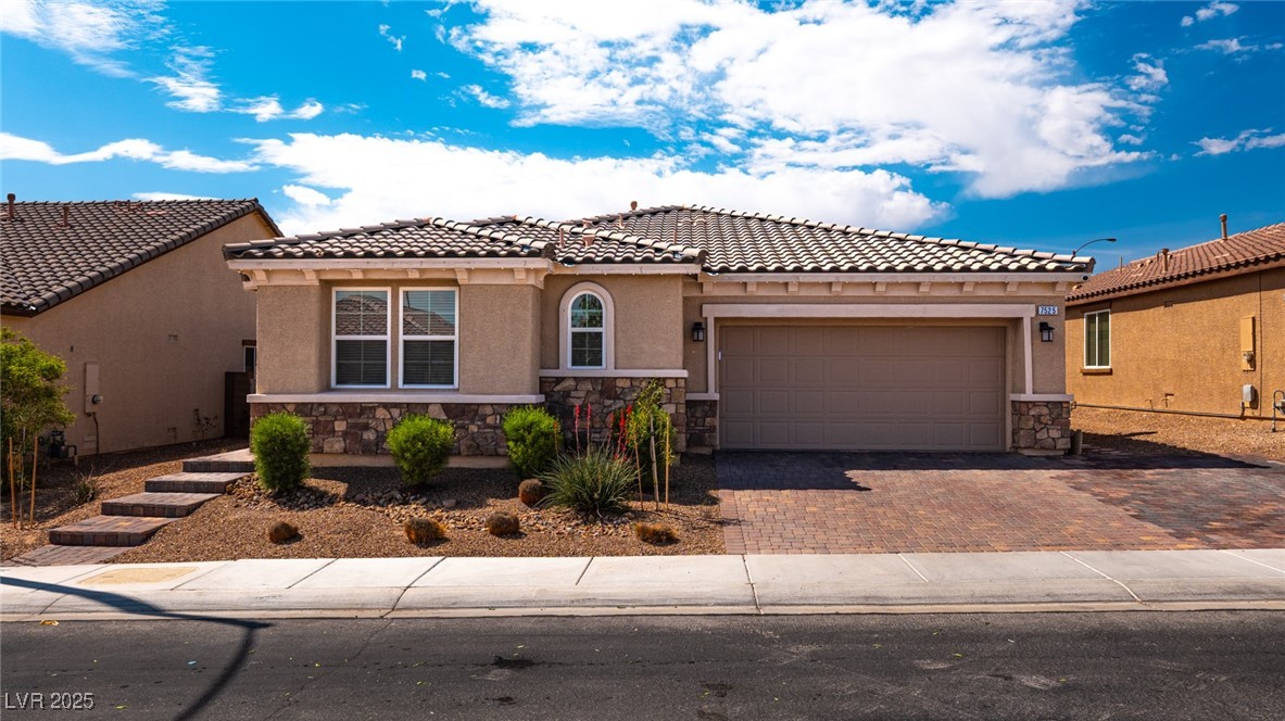 7525 Campbell Ranch Avenue Property Photo