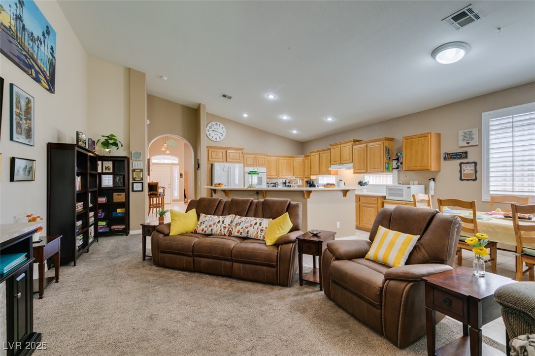 2543 Farmington Avenue Property Photo 16