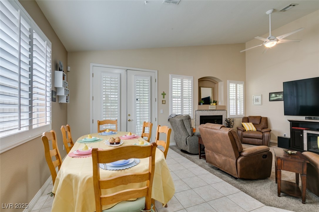 2543 Farmington Avenue Property Photo 17