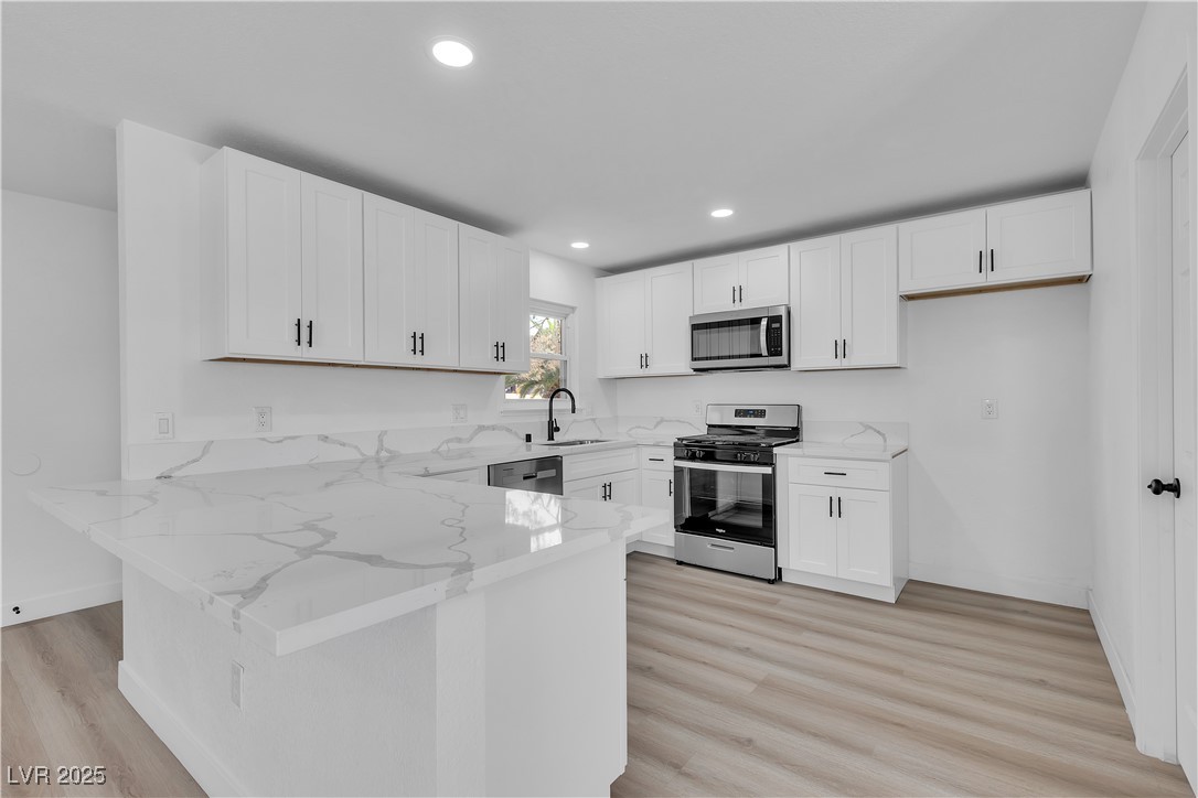 4186 Toronto Circle Property Photo 13