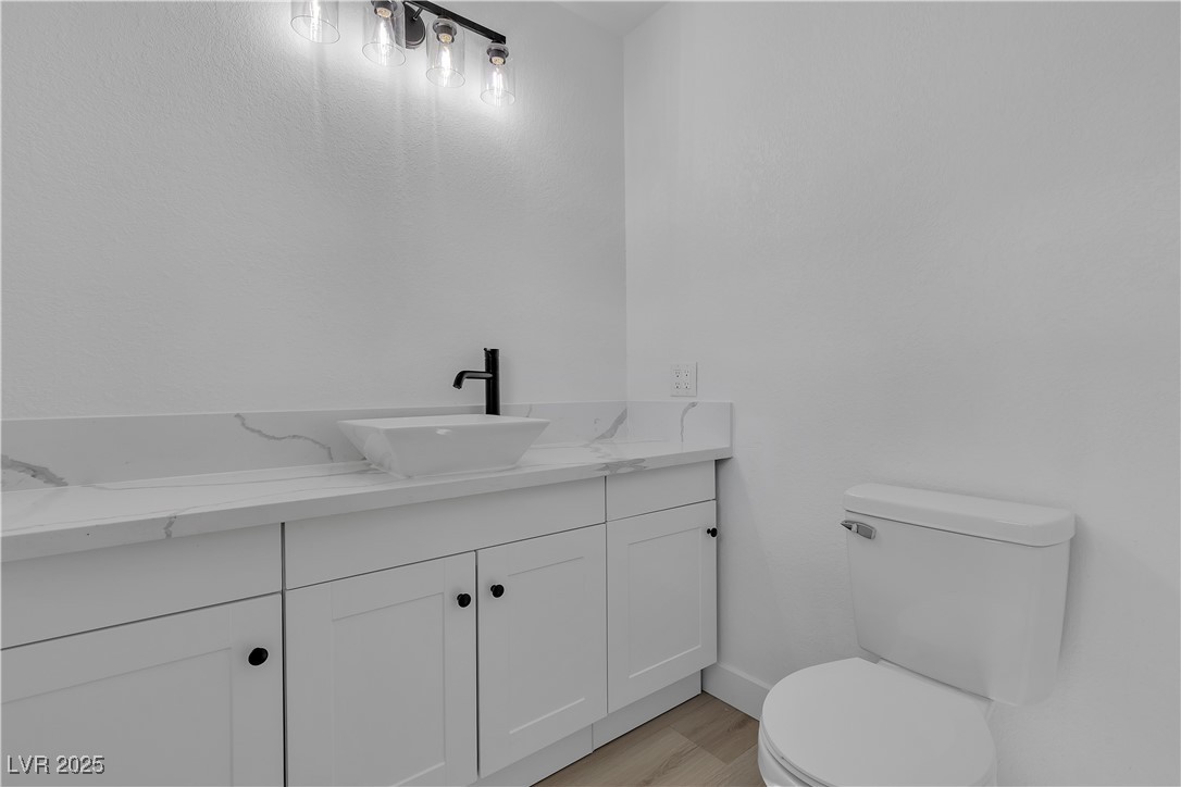4186 Toronto Circle Property Photo 27