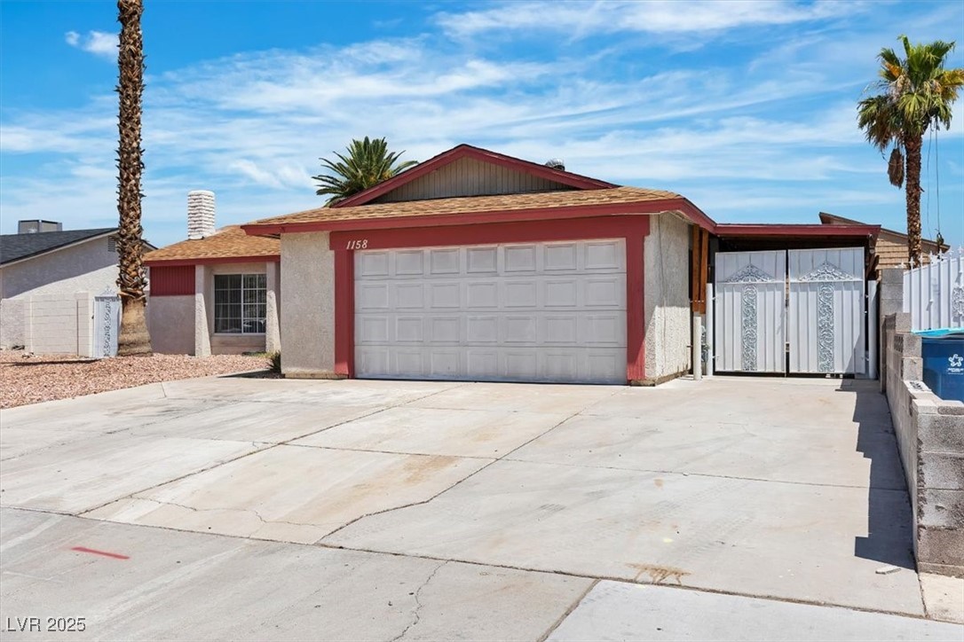 1158 East Hacienda Avenue Property Photo 2