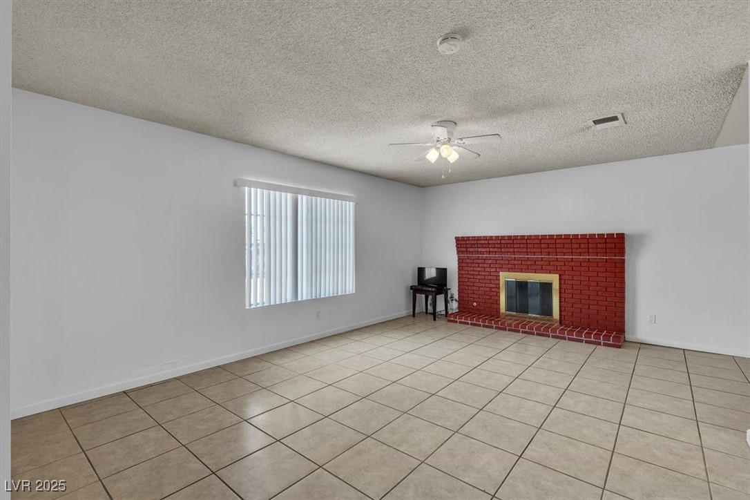 1158 East Hacienda Avenue Property Photo 11