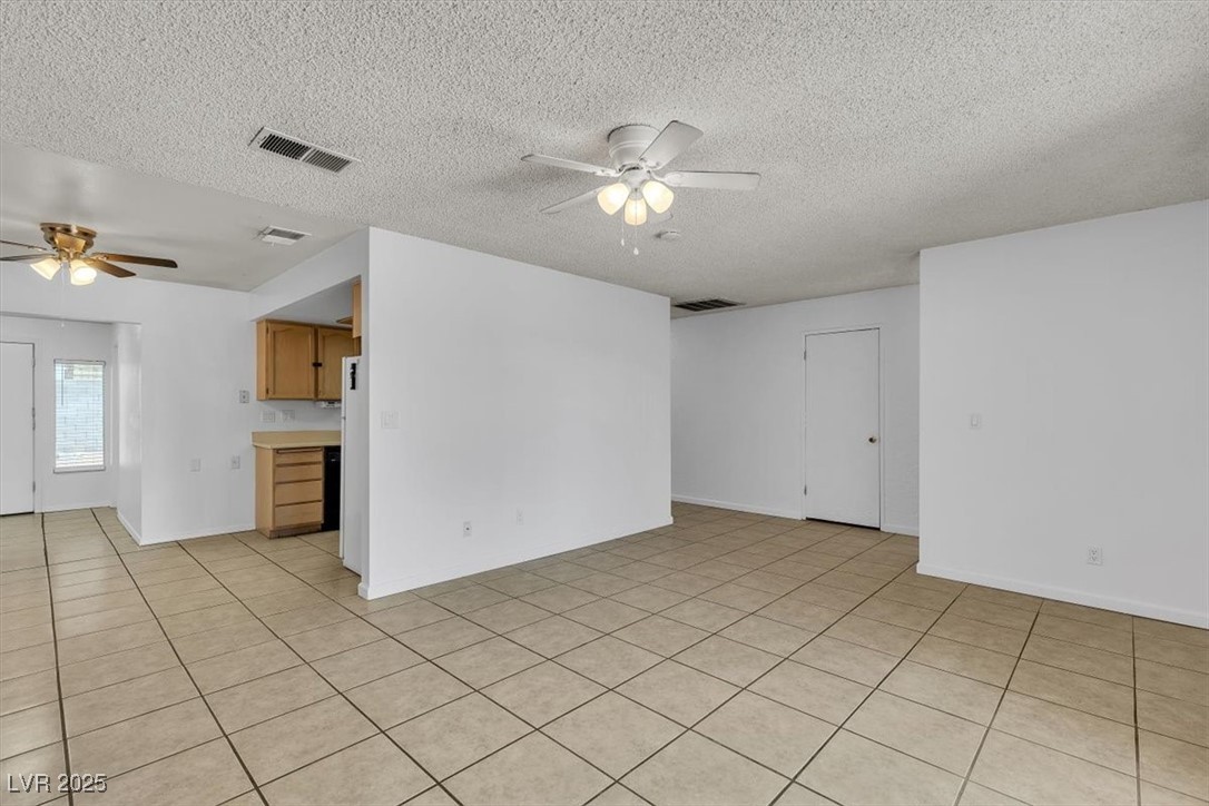 1158 East Hacienda Avenue Property Photo 13