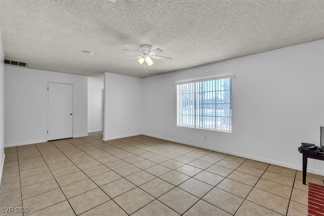 1158 East Hacienda Avenue Property Photo 14