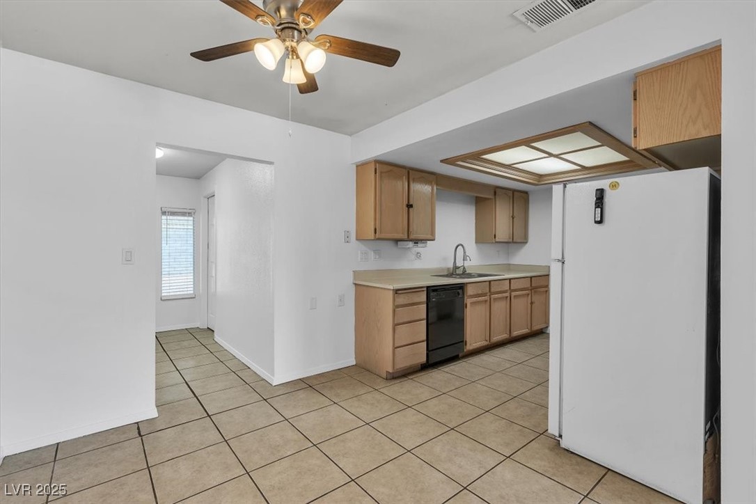 1158 East Hacienda Avenue Property Photo 15