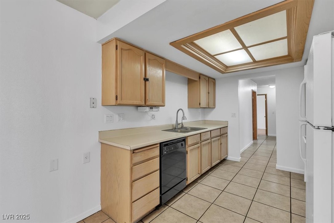 1158 East Hacienda Avenue Property Photo 18