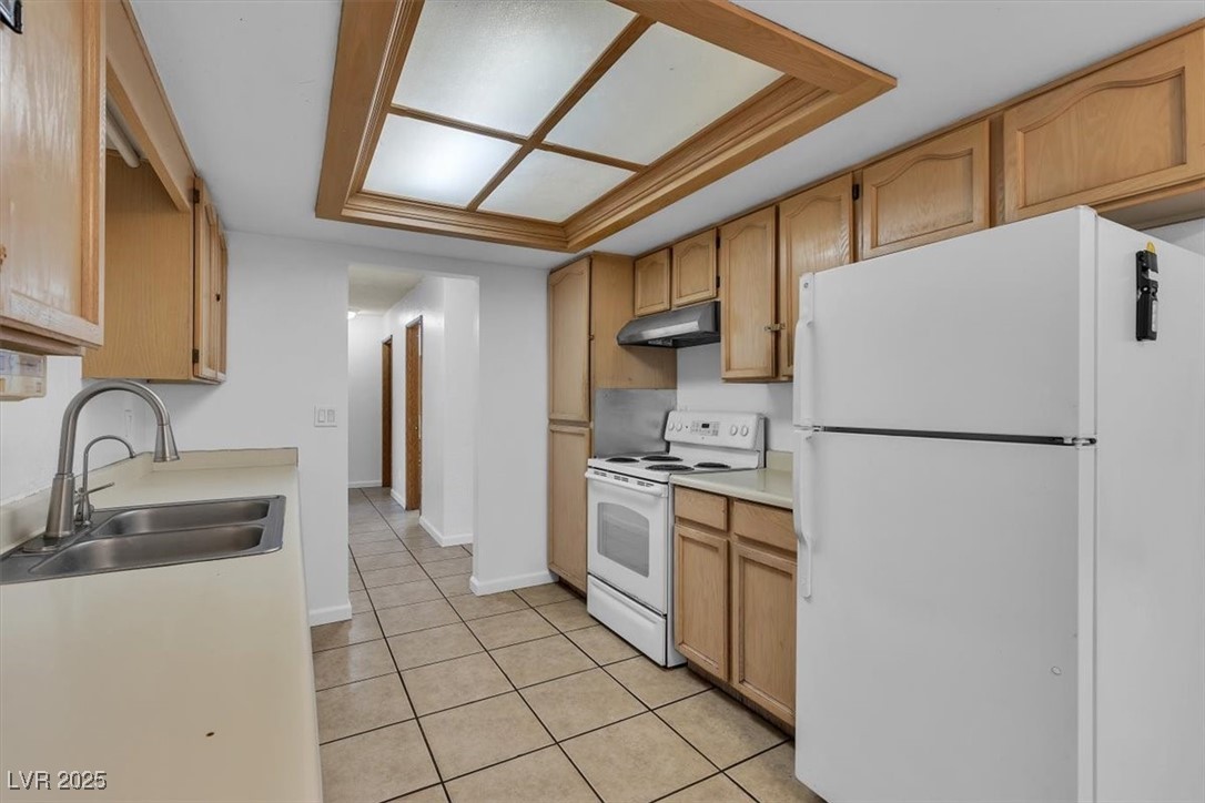 1158 East Hacienda Avenue Property Photo 19