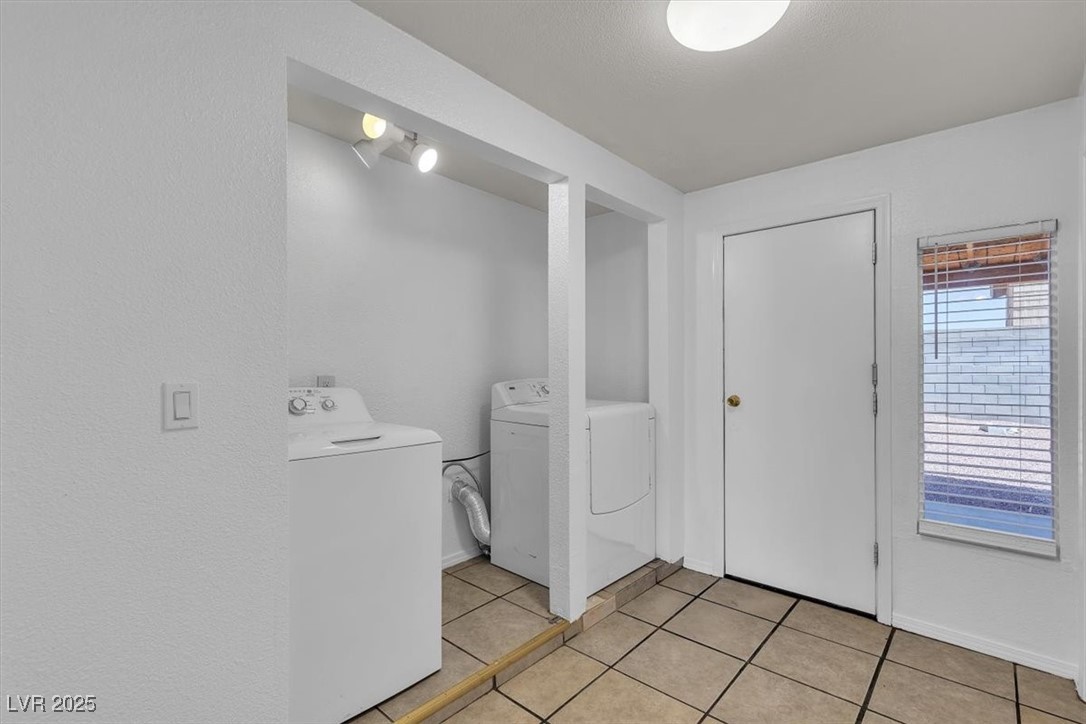 1158 East Hacienda Avenue Property Photo 20