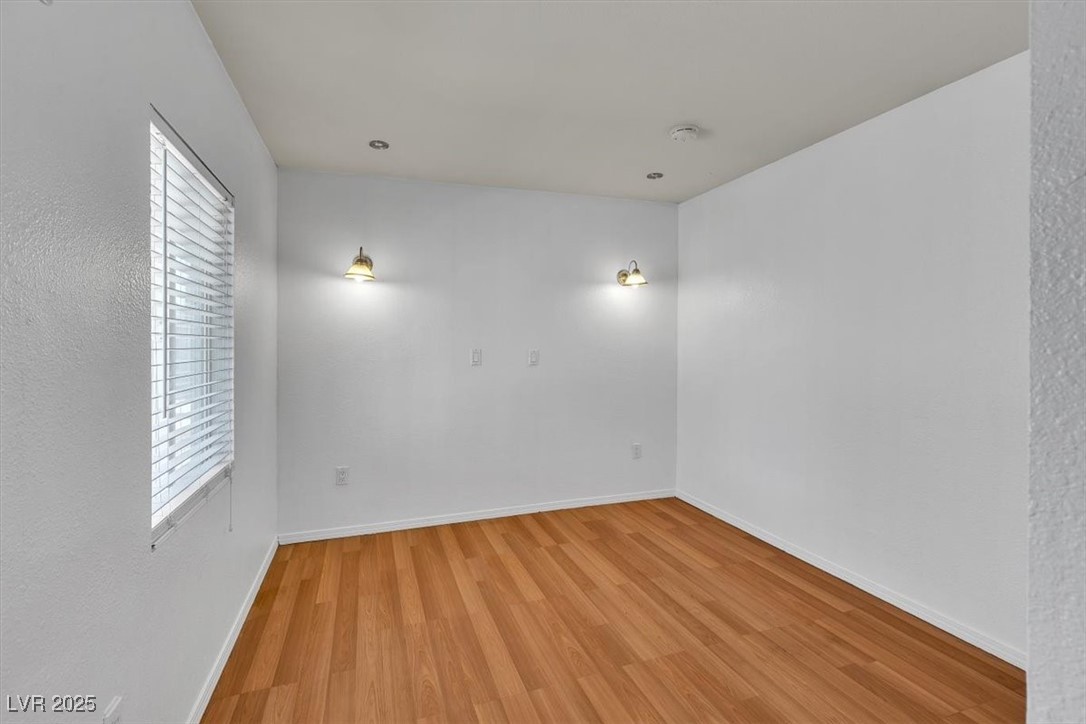 1158 East Hacienda Avenue Property Photo 22