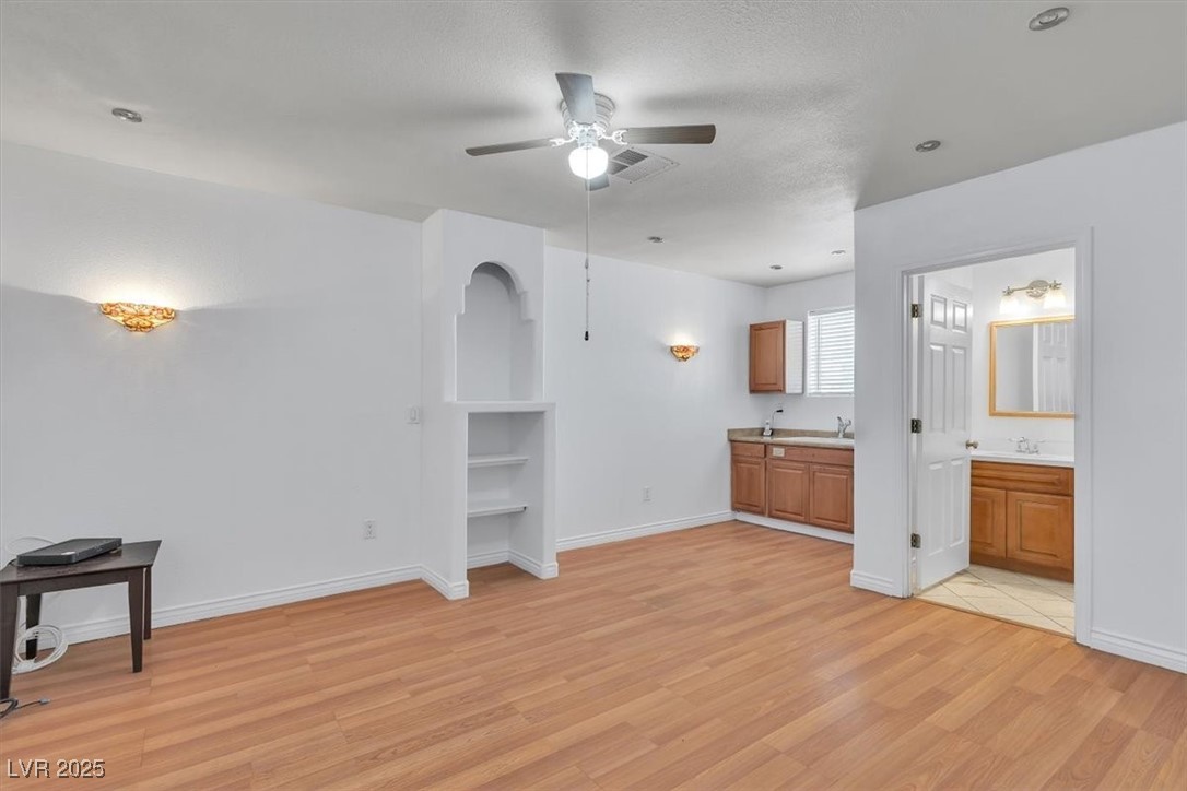 1158 East Hacienda Avenue Property Photo 38
