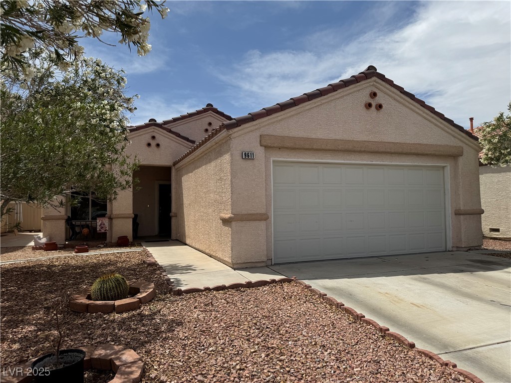 9611 Sky Hollow Drive Property Photo 1