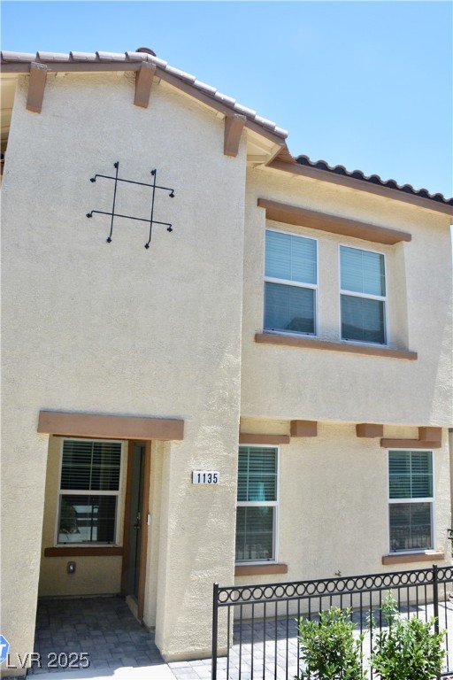 1135 Scarlet Sparrow Street Property Photo 1