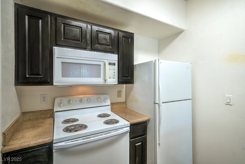 8000 Badura Avenue 1168 Property Photo 34