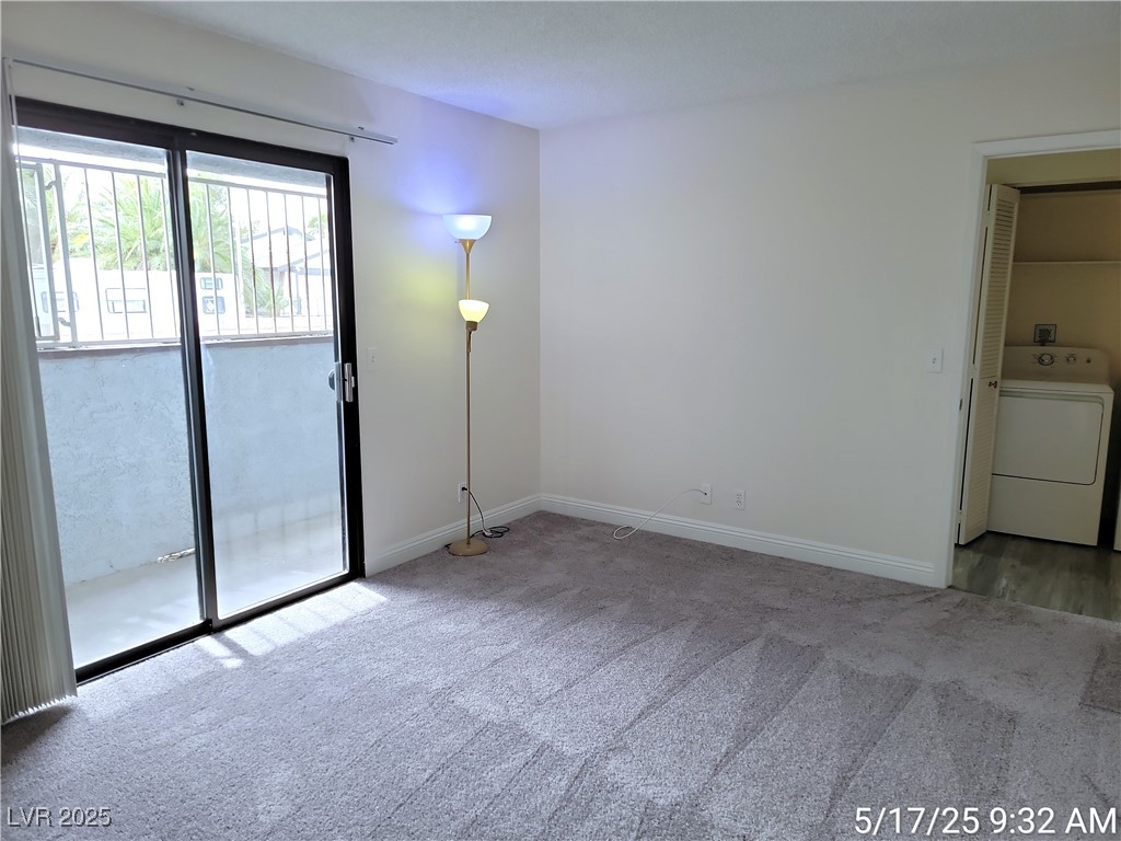 5211 Caliente Street 33 Property Photo 12