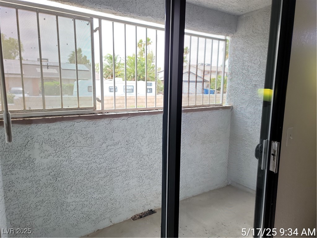 5211 Caliente Street 33 Property Photo 20