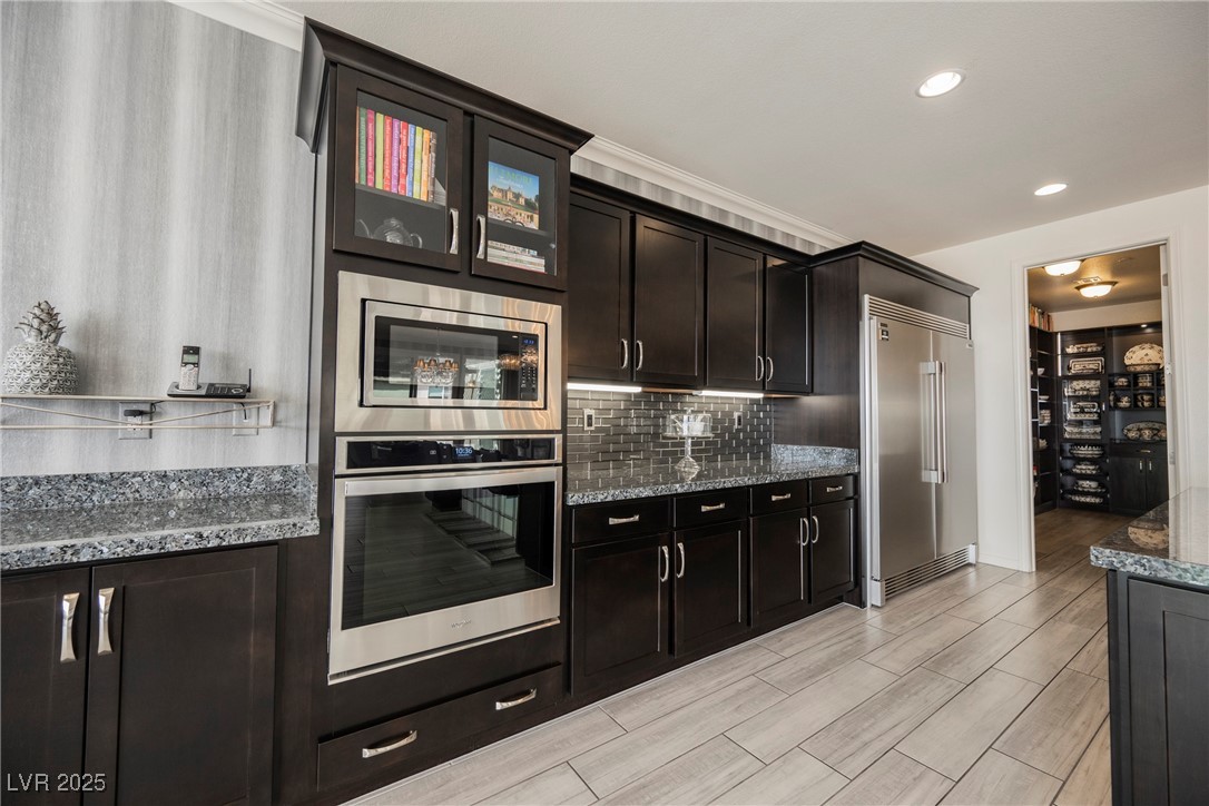 4576 Amazing View Street Property Photo 18