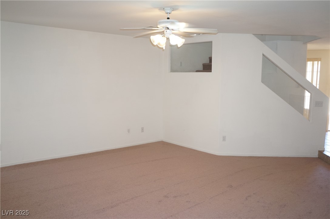 932 Ribbon Grass Avenue Property Photo 4