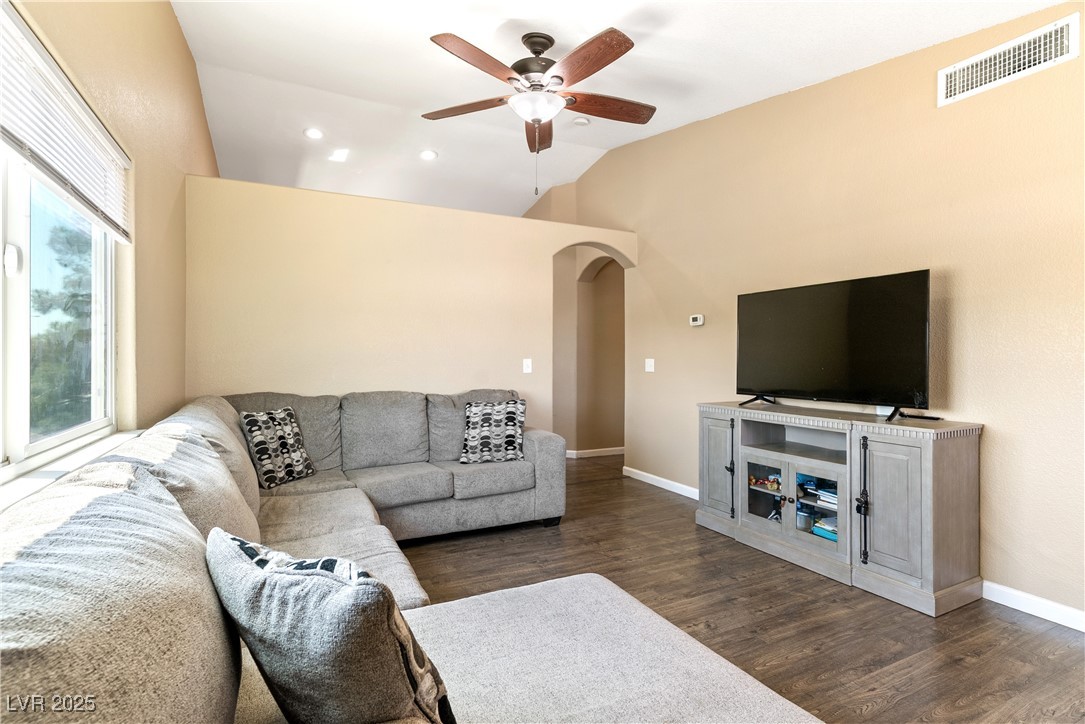 7553 Durham Hall Avenue 201 Property Photo 5