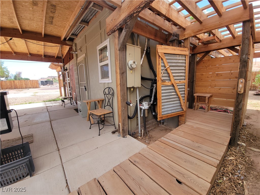 542 Bonelli Avenue Property Photo 17