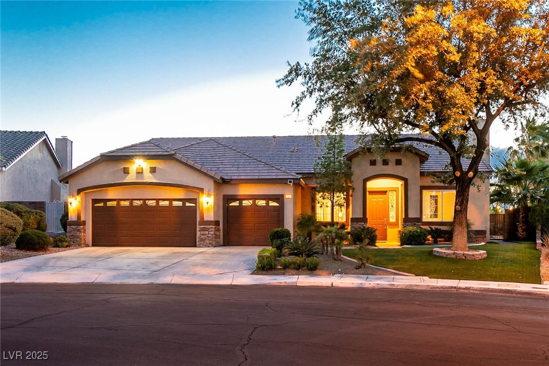 2547 Serenity Hollow Drive Property Photo 1