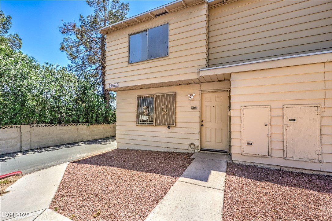 5086 Mountain Vista Street Property Photo