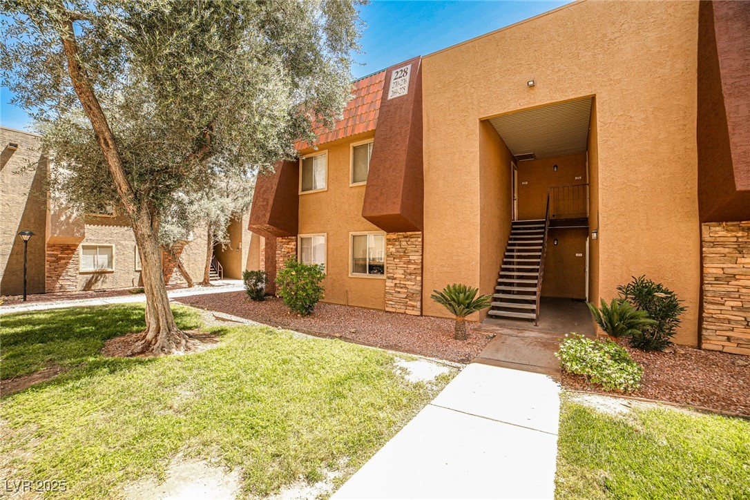5240 Indian River Drive 276 Property Photo 1